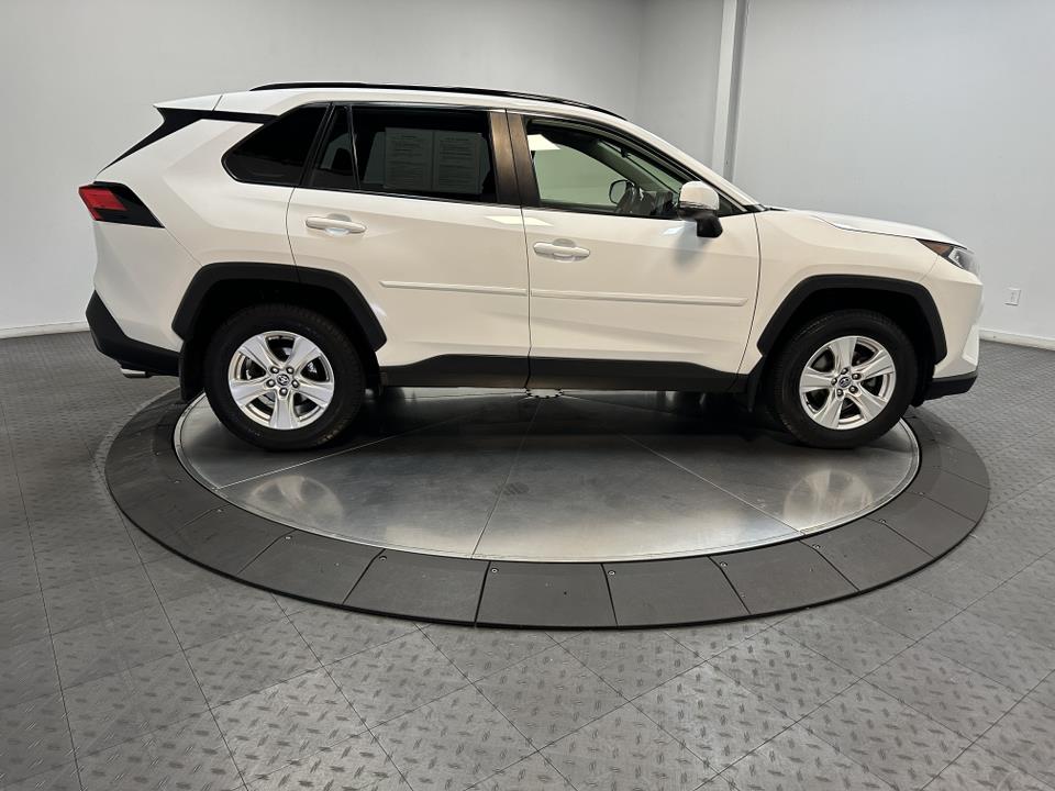 2020 Toyota RAV4 XLE 15