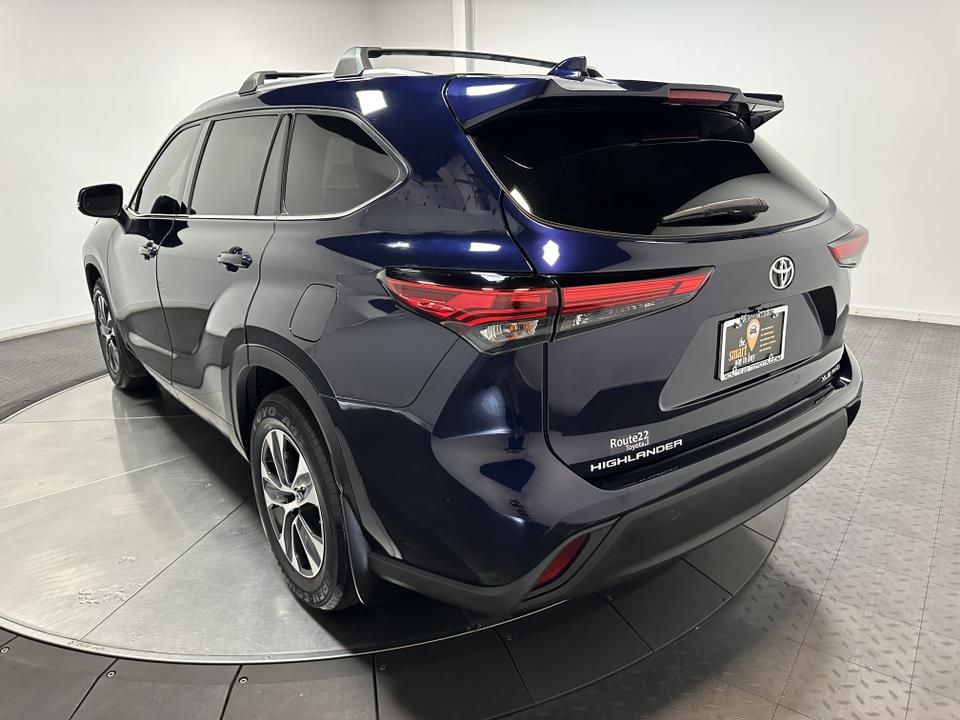 2021 Toyota Highlander XLE 9