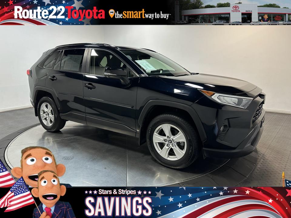 2019 Toyota RAV4 XLE 1