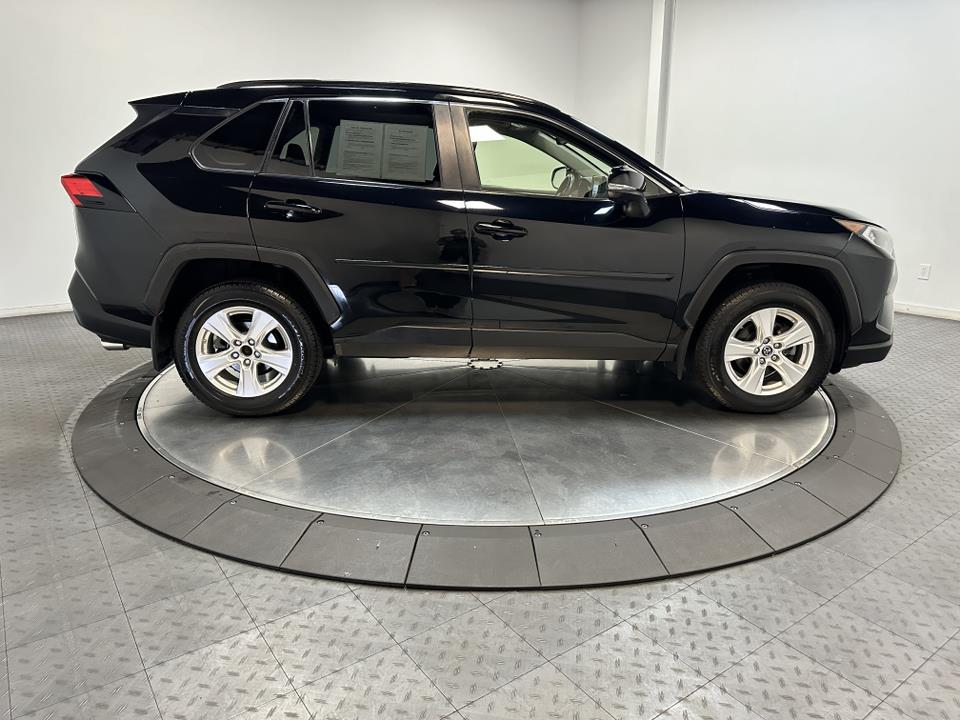 2019 Toyota RAV4 XLE 12