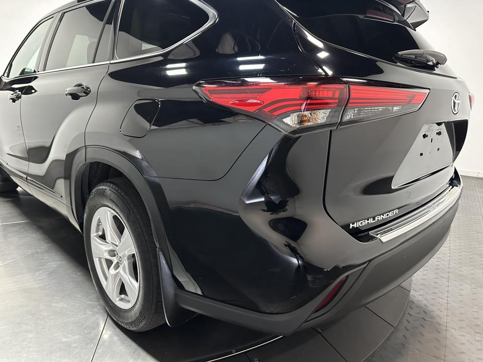 2020 Toyota Highlander Hybrid LE 10