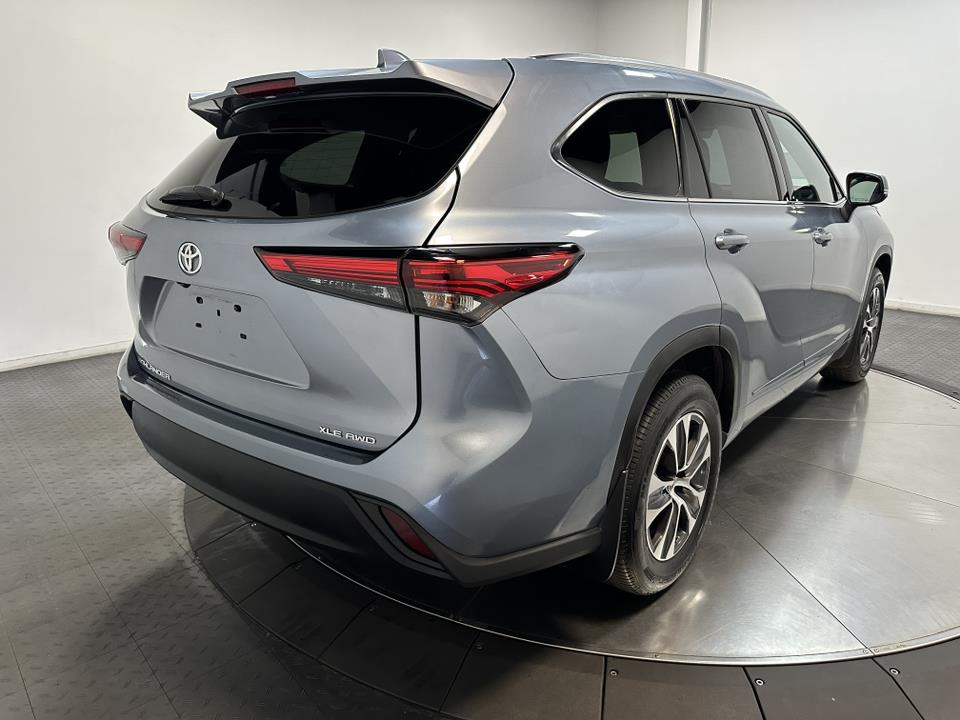 2020 Toyota Highlander XLE 13