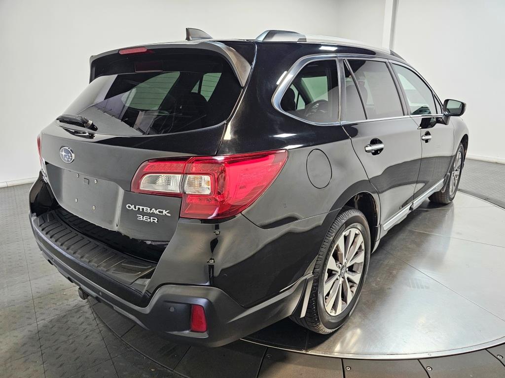 2018 Subaru Outback Touring 13