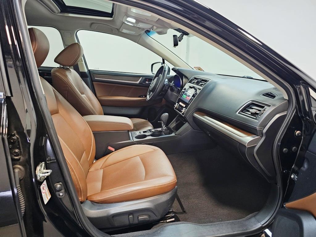 2018 Subaru Outback Touring 39