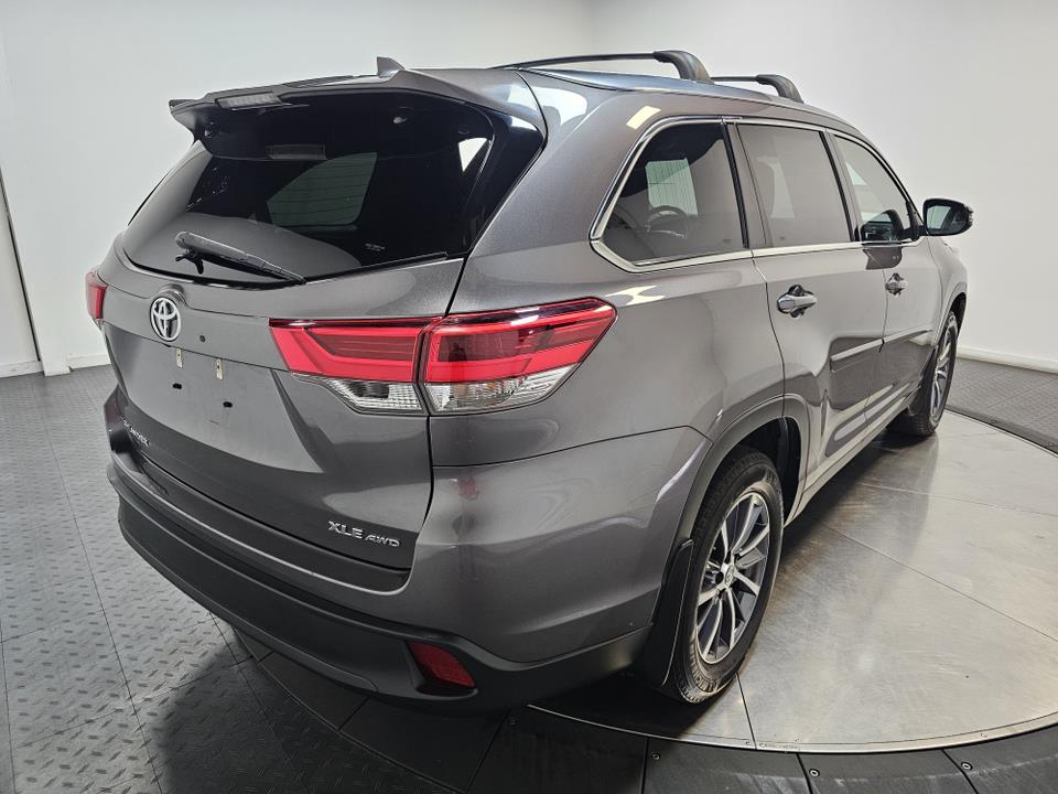 2019 Toyota Highlander XLE 13