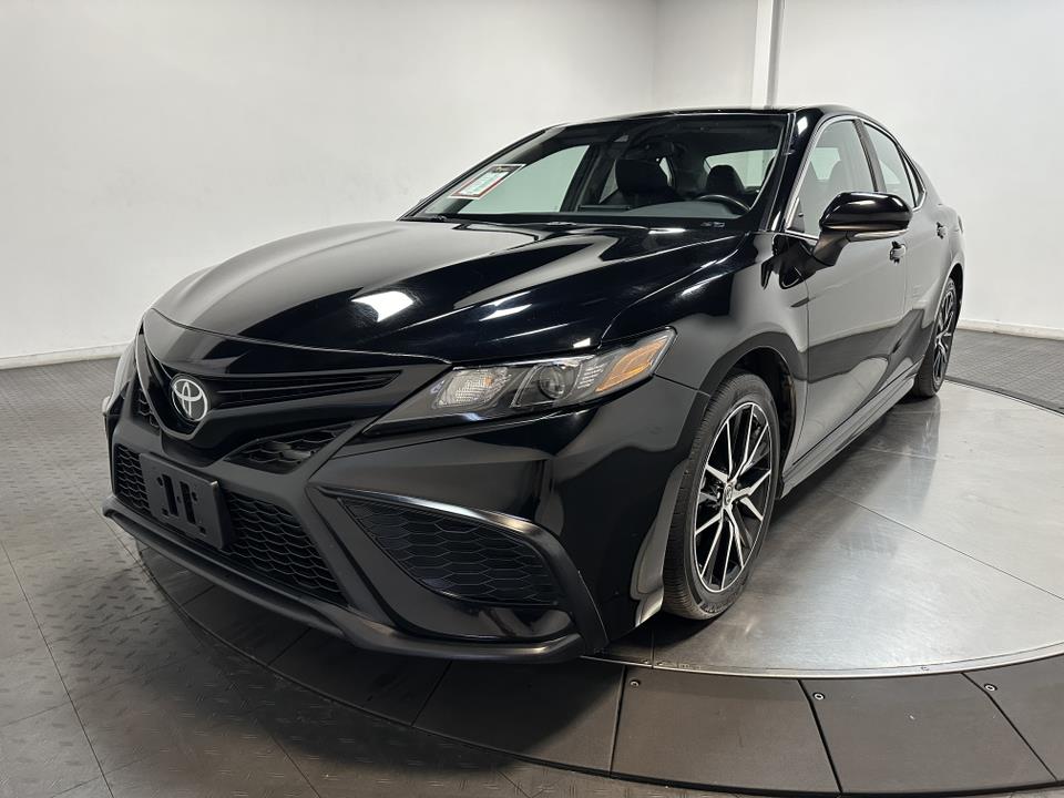 2023 Toyota Camry SE 6