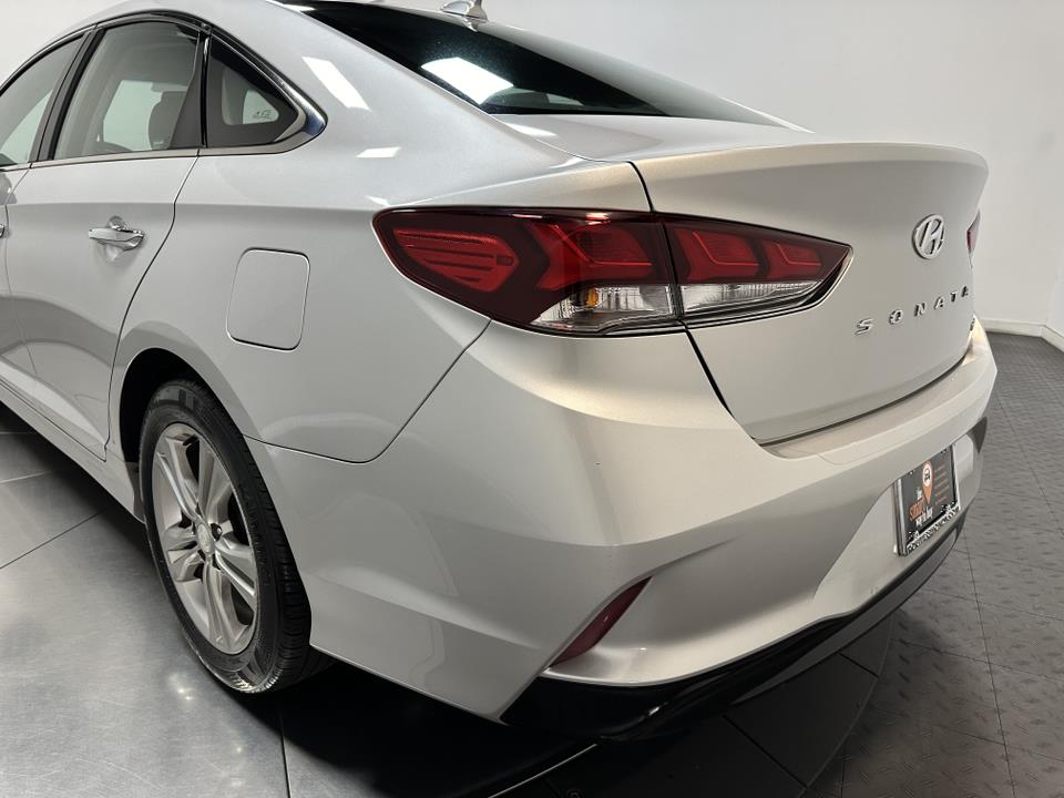 2018 Hyundai Sonata Limited 10