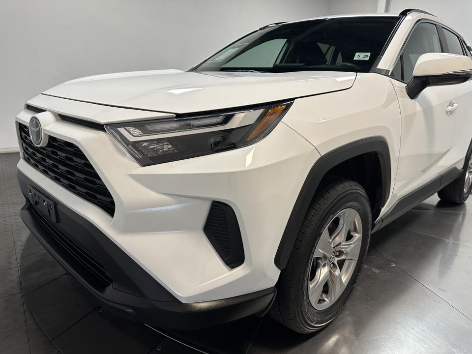 2023 Toyota RAV4 XLE 7