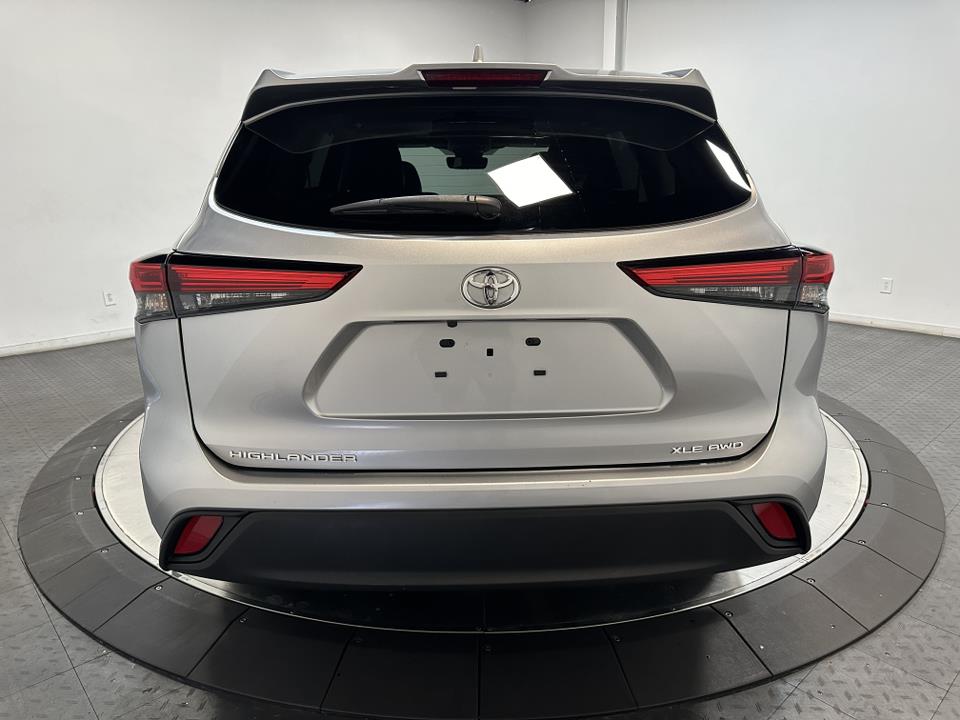 2022 Toyota Highlander XLE 11