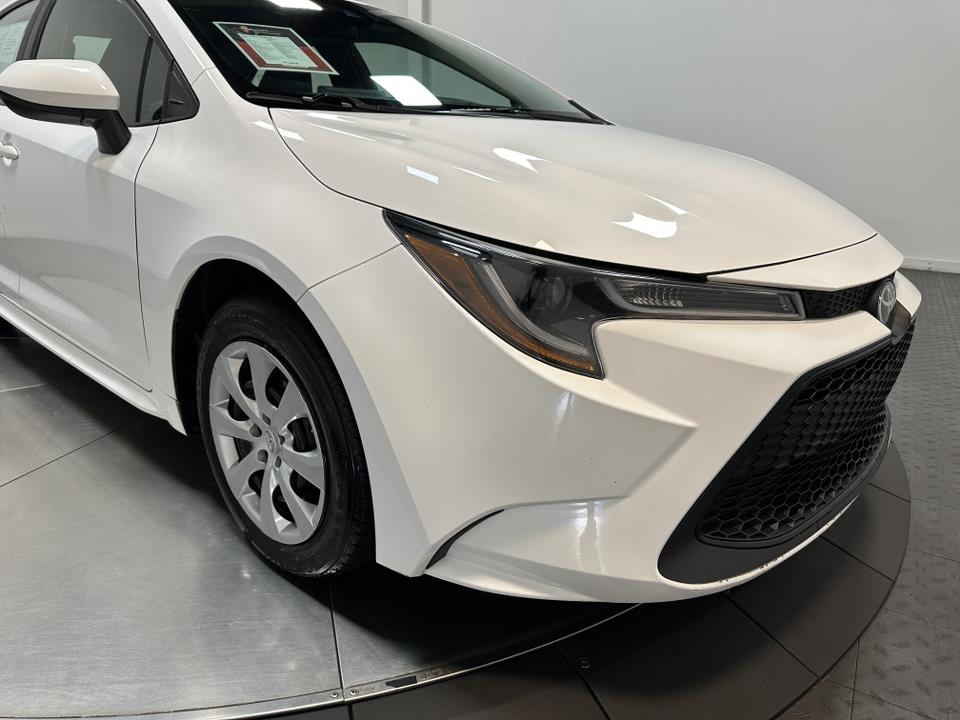 2022 Toyota Corolla LE 3