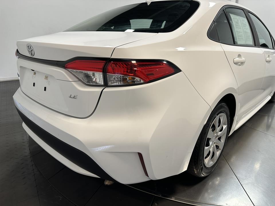 2022 Toyota Corolla LE 14