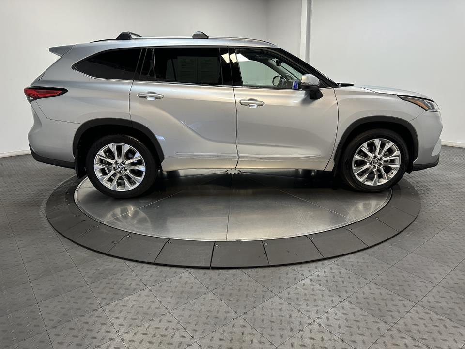 2023 Toyota Highlander Limited 15