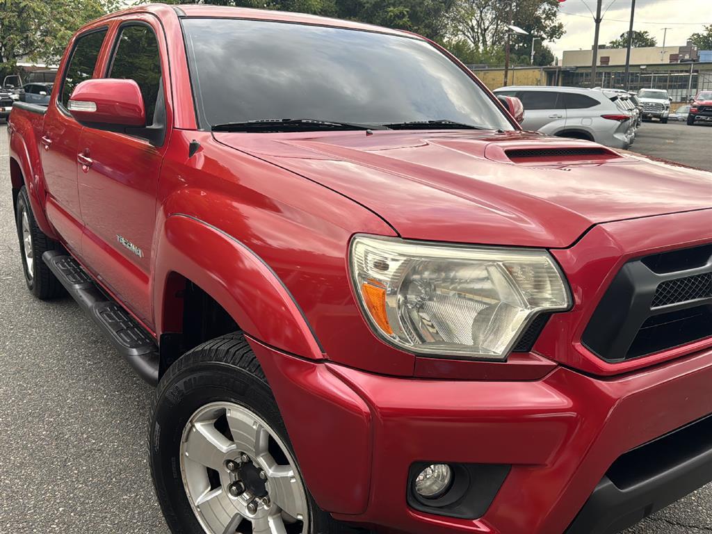 2015 Toyota Tacoma TRD Sport 2