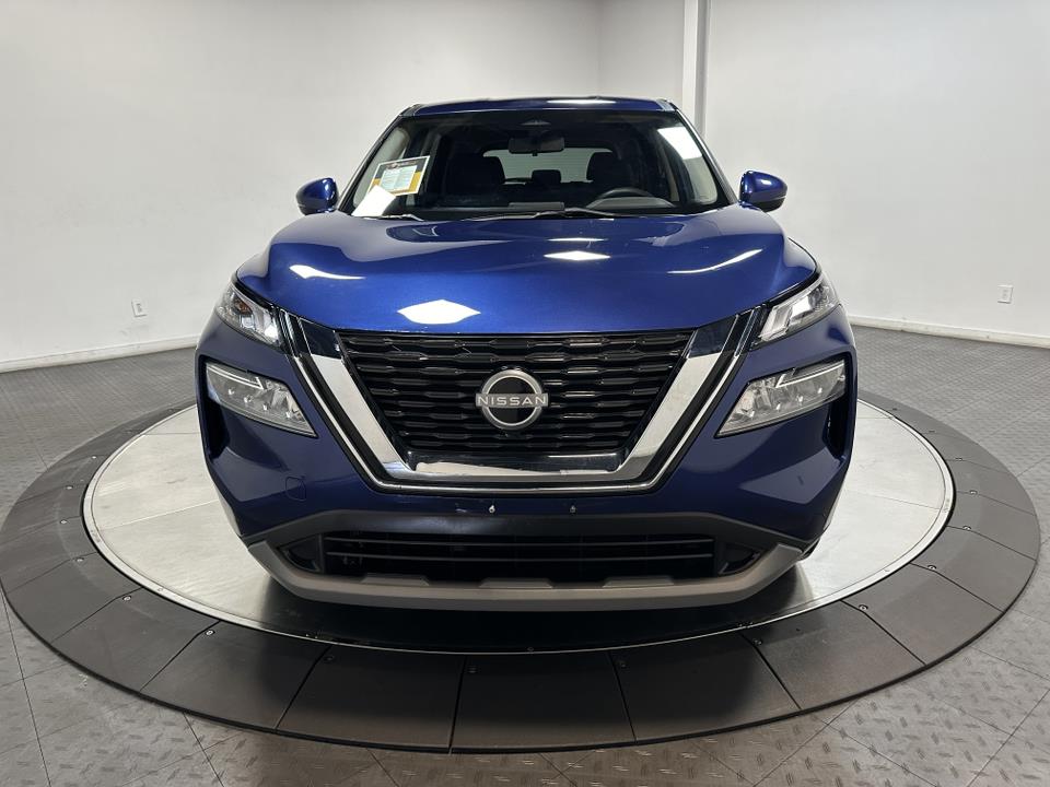 2023 Nissan Rogue SV 4