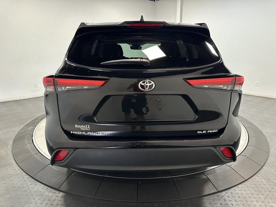 2021 Toyota Highlander XLE 11