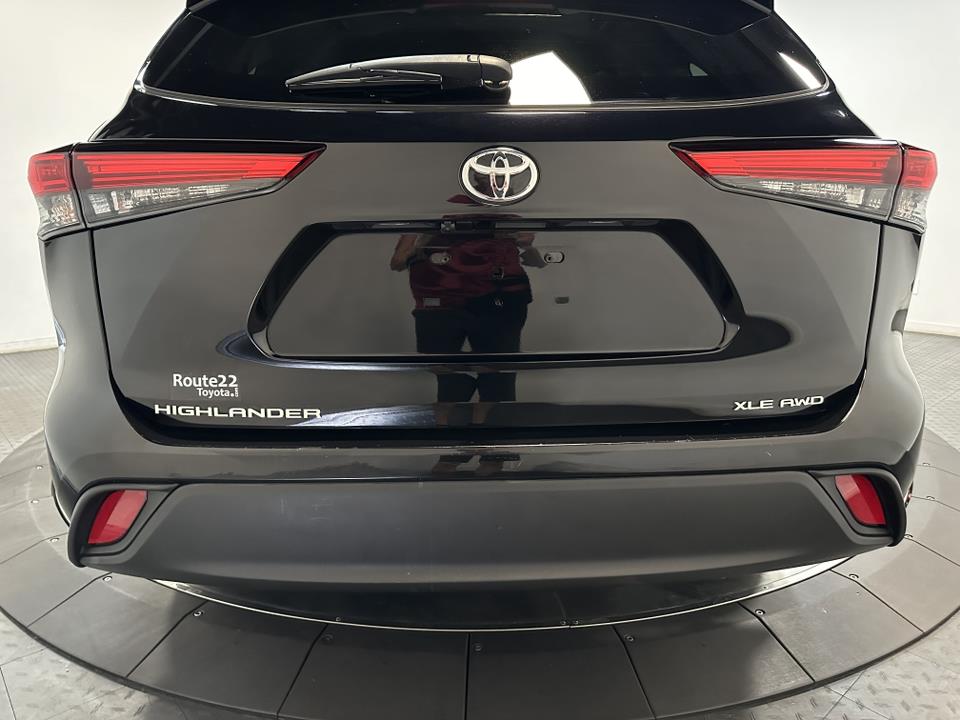 2021 Toyota Highlander XLE 12