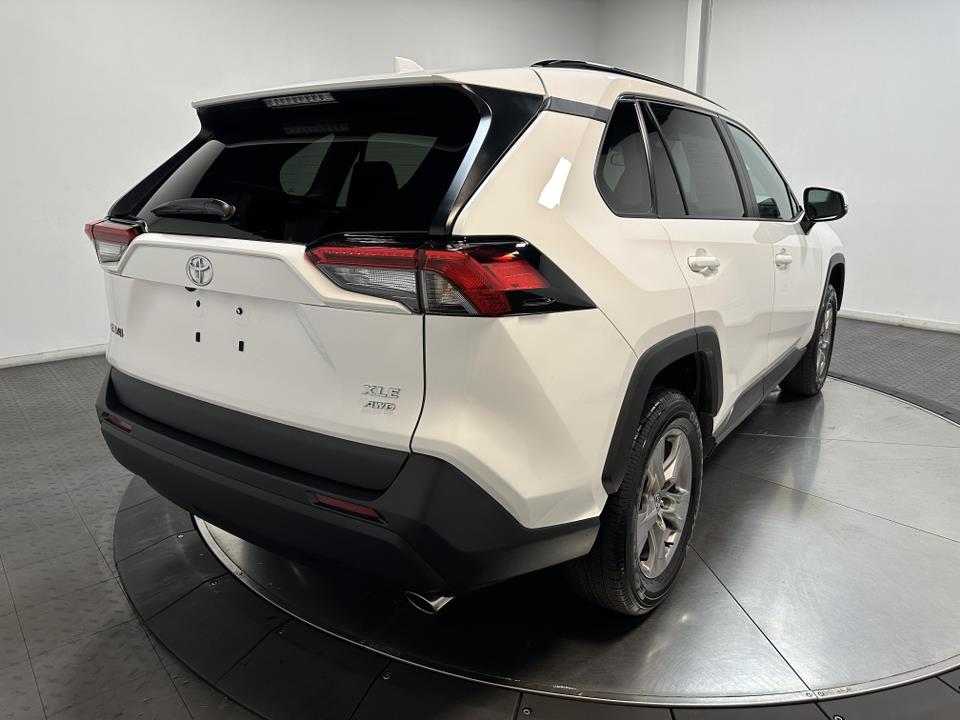 2024 Toyota RAV4 XLE 13