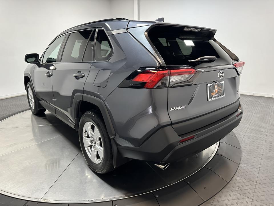 2020 Toyota RAV4 XLE 9