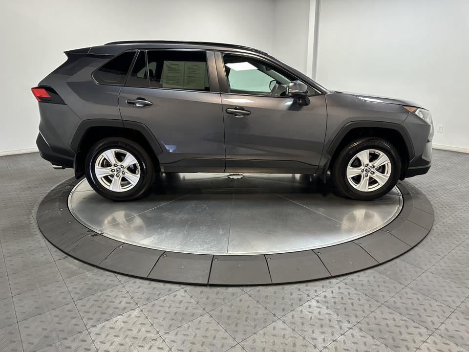 2021 Toyota RAV4 XLE 15