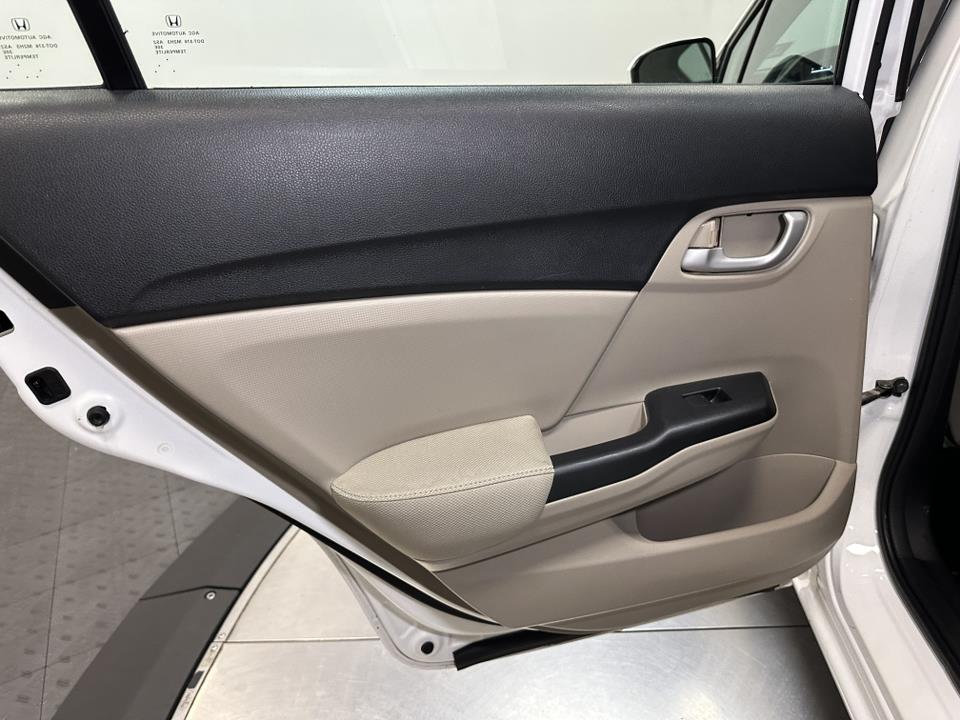 2015 Honda Civic Sedan LX 29