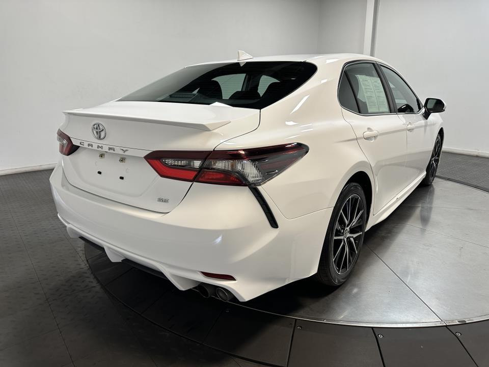 2022 Toyota Camry SE 13