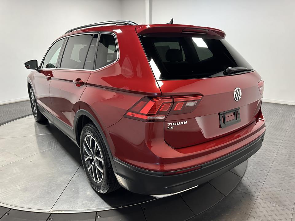 2019 Volkswagen Tiguan SE 9