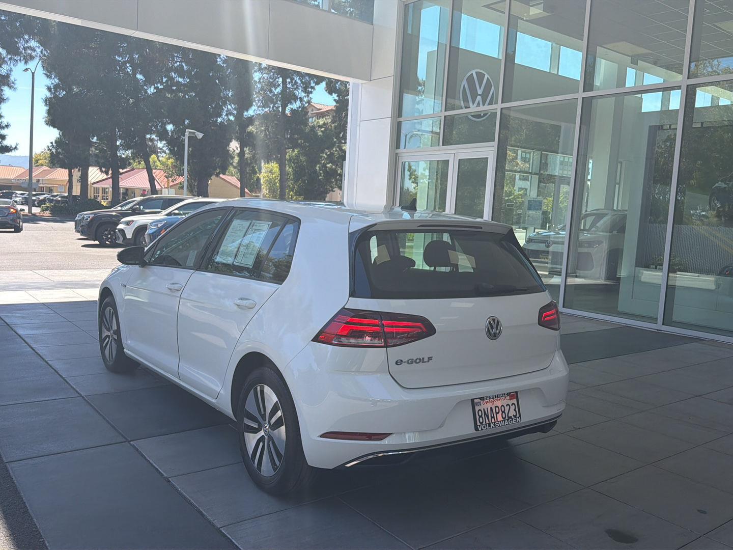 View vehicle photo 3