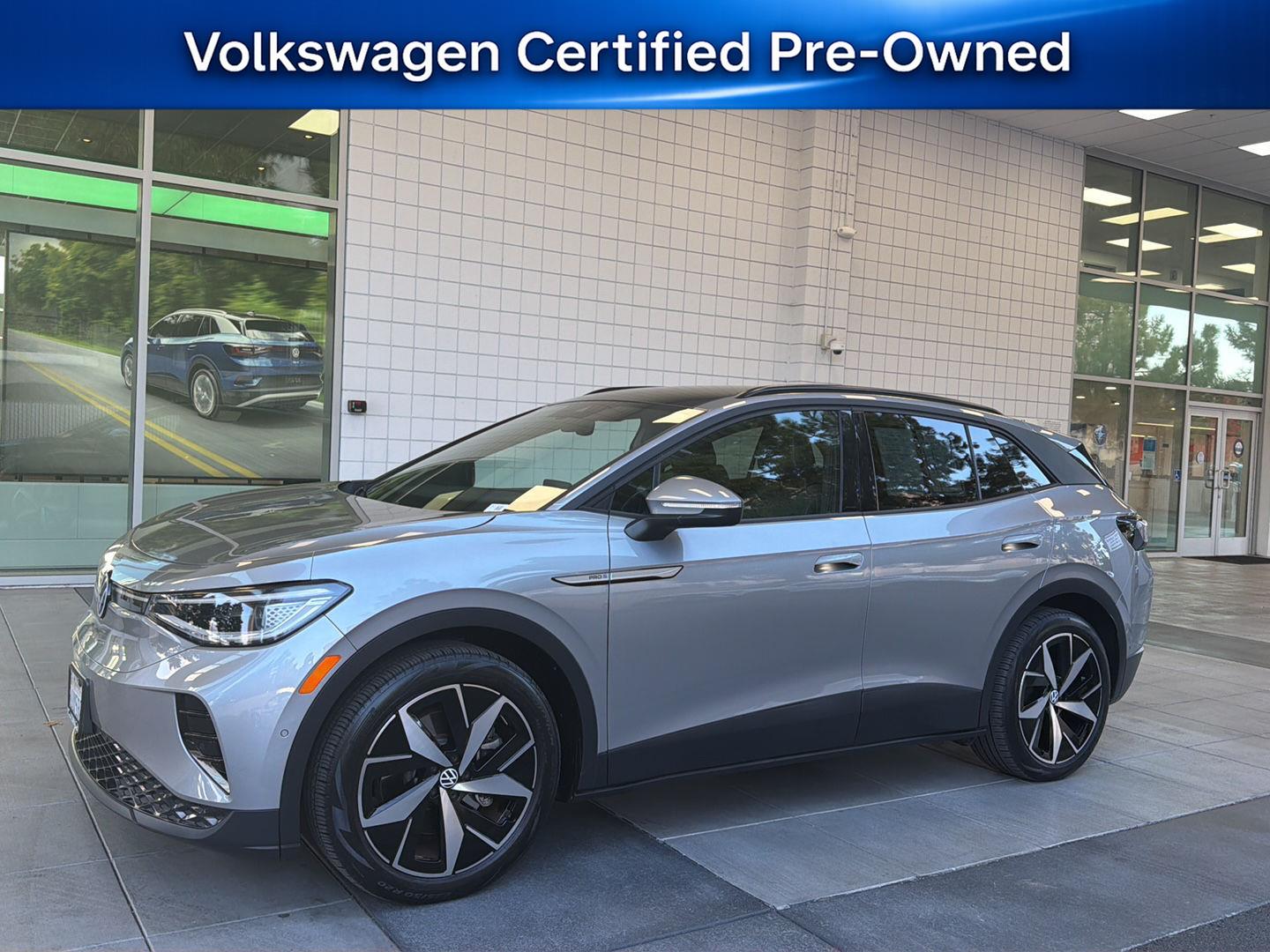 Silver Mist Metallic 2023 Volkswagen ID.4 SUV / Crossover Rear-Wheel Drive Automatic