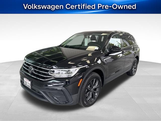 Deep Black Pearl 2024 Volkswagen Tiguan SE 4Motion SUV / Crossover All-Wheel Drive Automatic