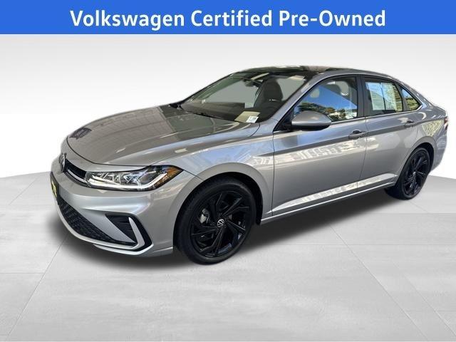 2025 Volkswagen Jetta SE FWD