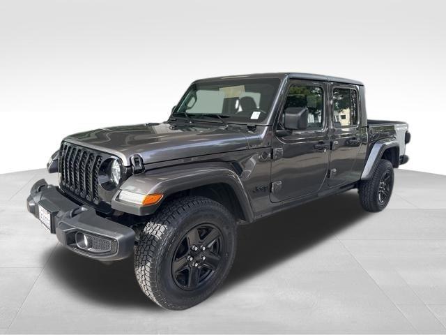 Gray (Granite Crystal Metallic Clearcoat) 2021 Jeep Gladiator California Edition Crew Cab 4WD Pickup Truck Four-Wheel Drive 8-Speed Automatic