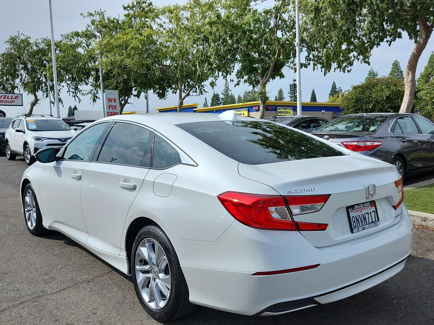 2020 Honda Accord LX photo 4