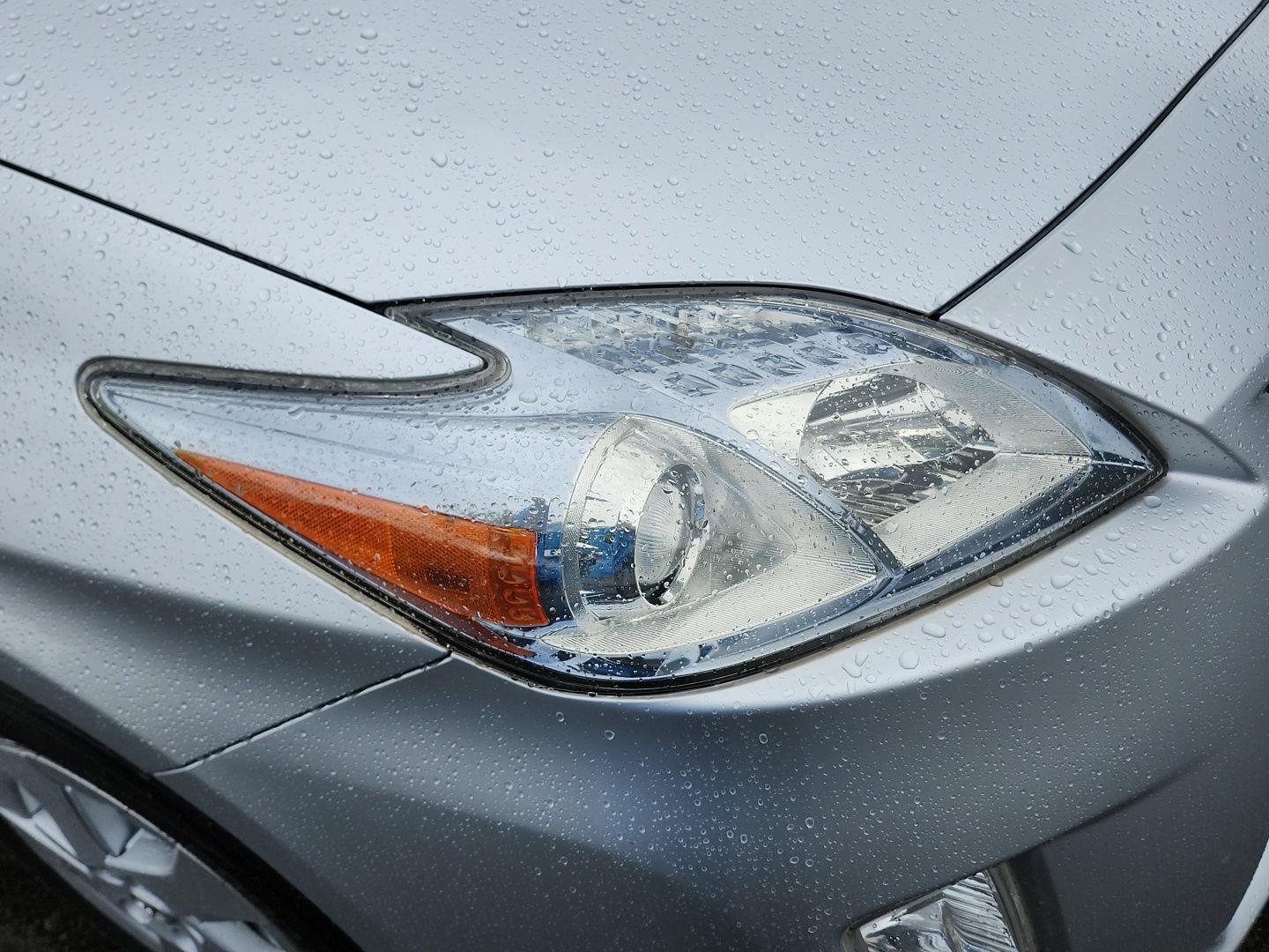 2011 Toyota Prius Three photo 4