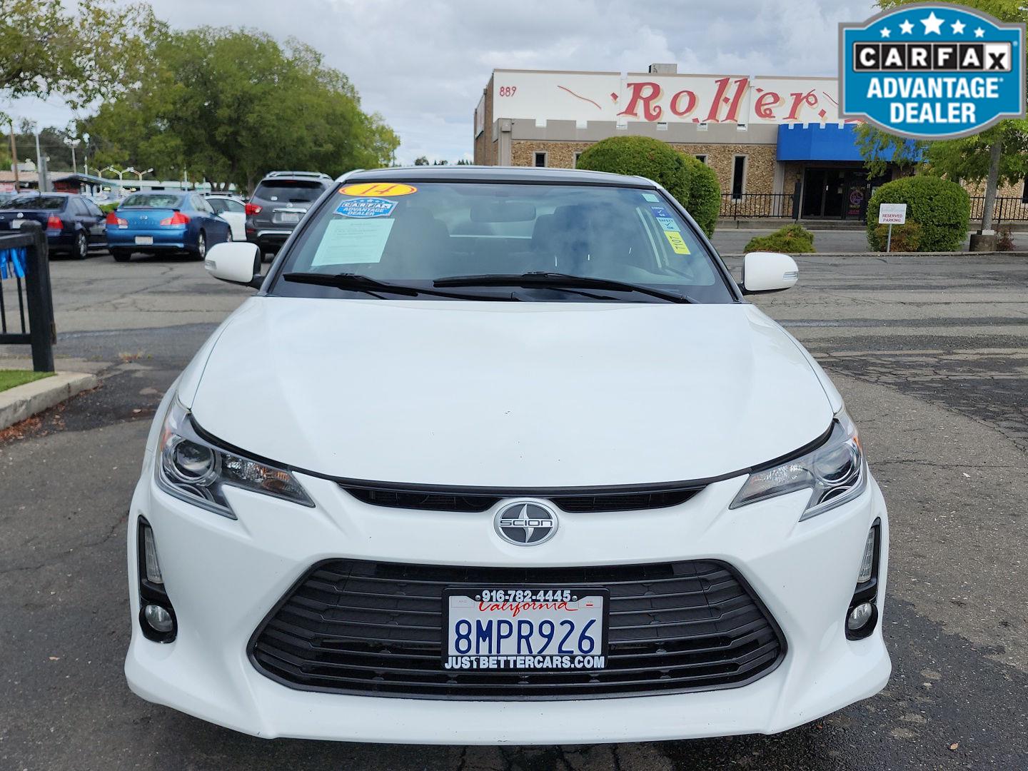 2014 Scion tC photo 2