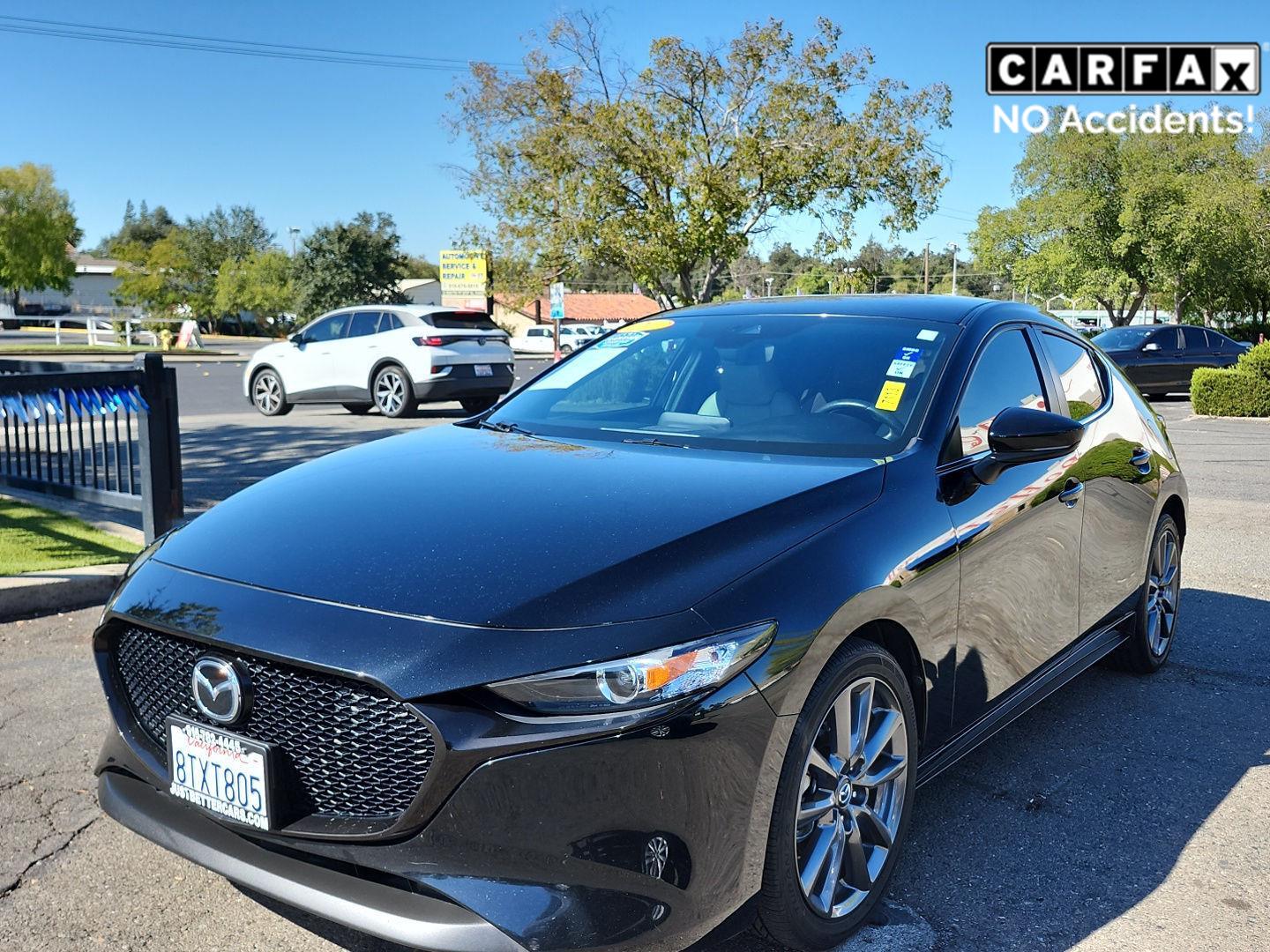 2020 Mazda Mazda3 Hatchback photo 3