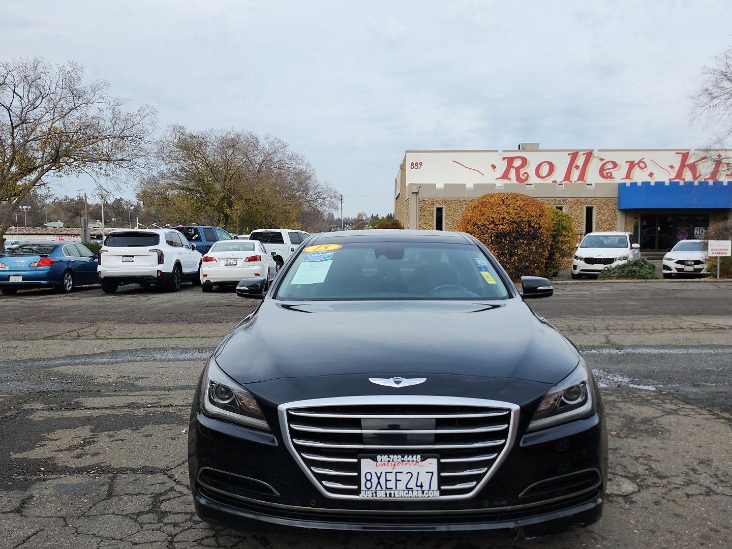 2015 Hyundai Genesis Base's photo