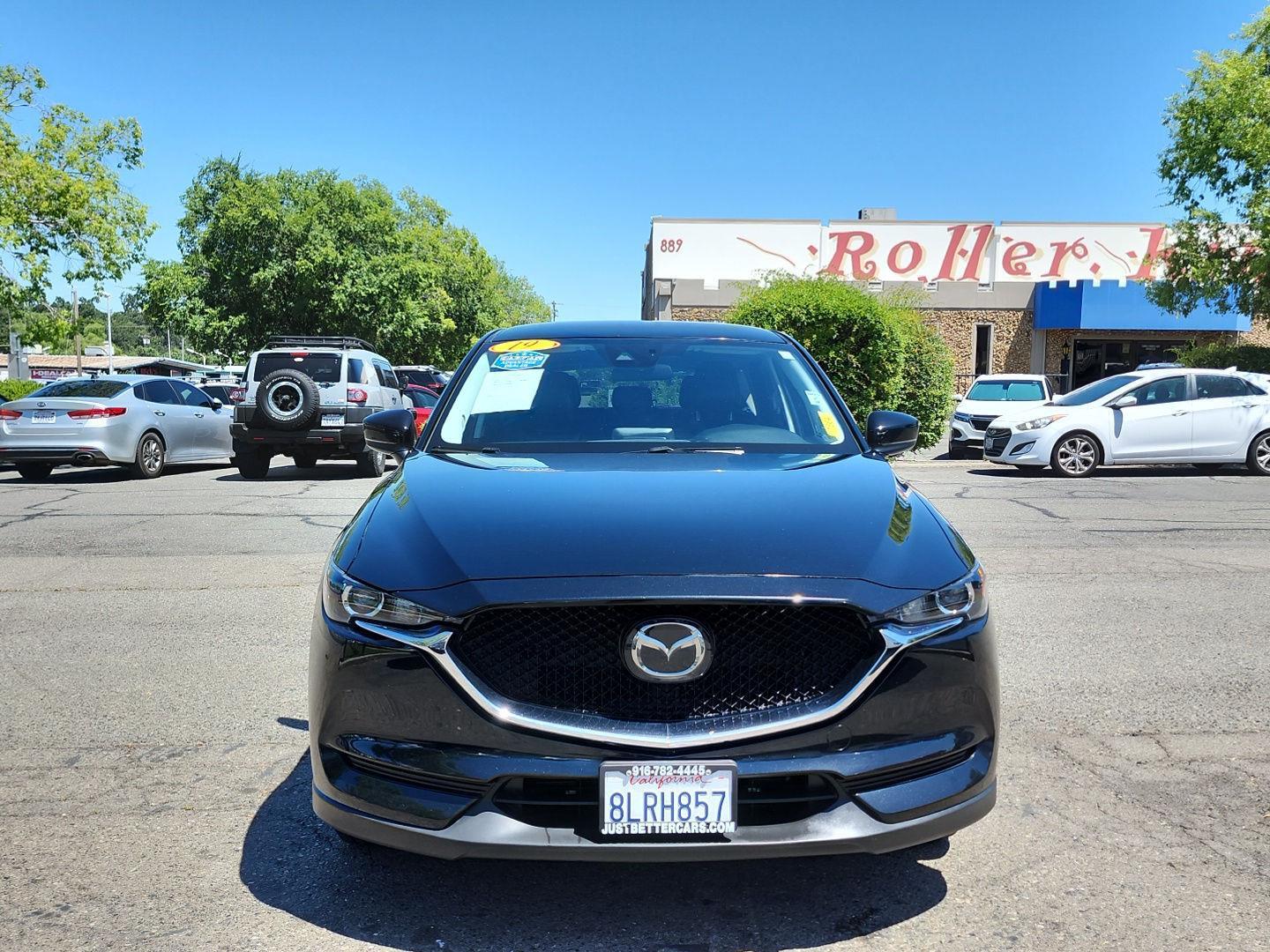 2019 Mazda CX-5 Touring Auto's photo