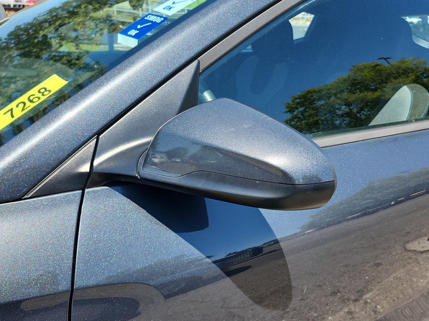 2019 Hyundai Veloster Base - Photo 7