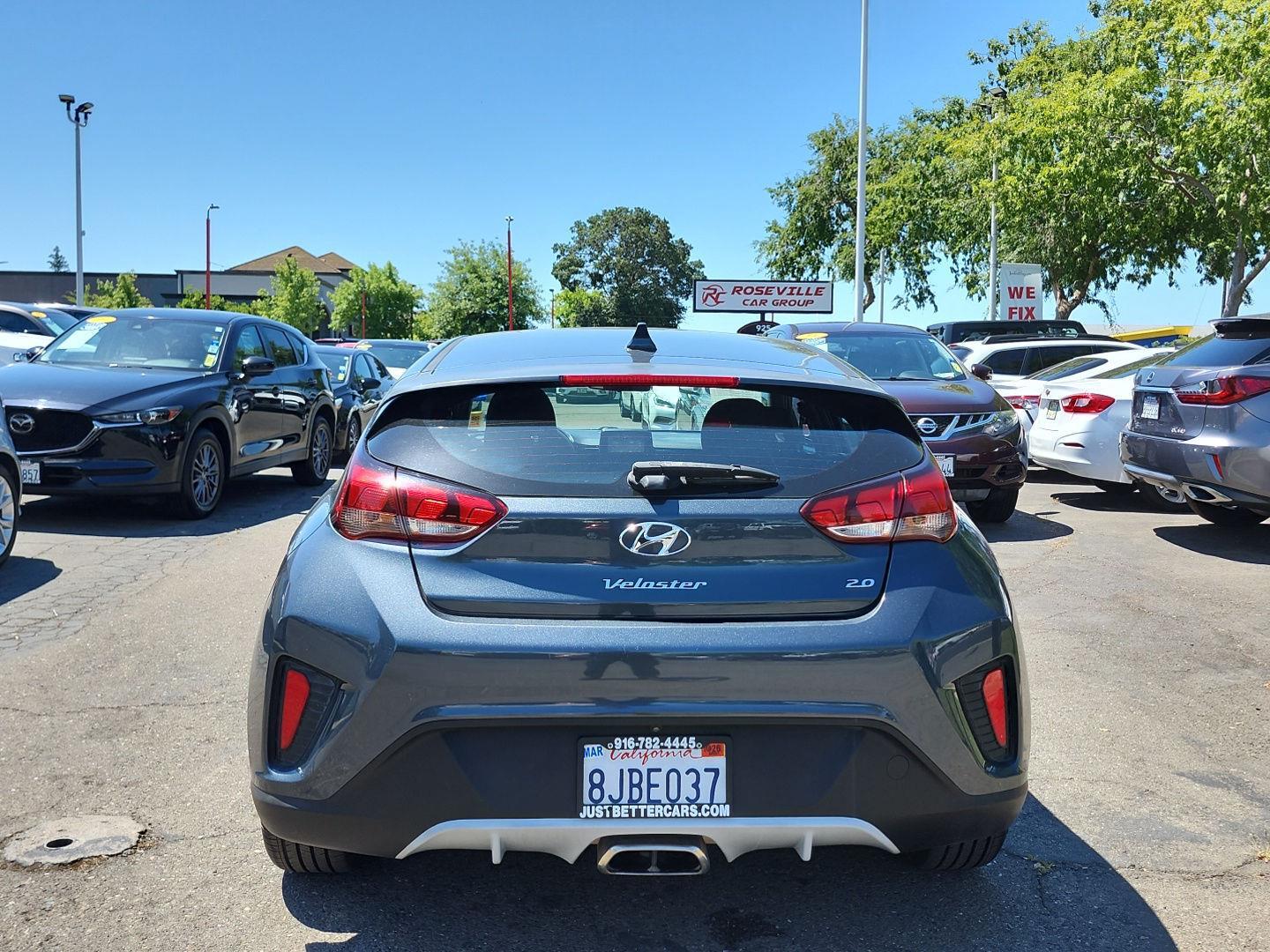2019 Hyundai Veloster Base - Photo 11