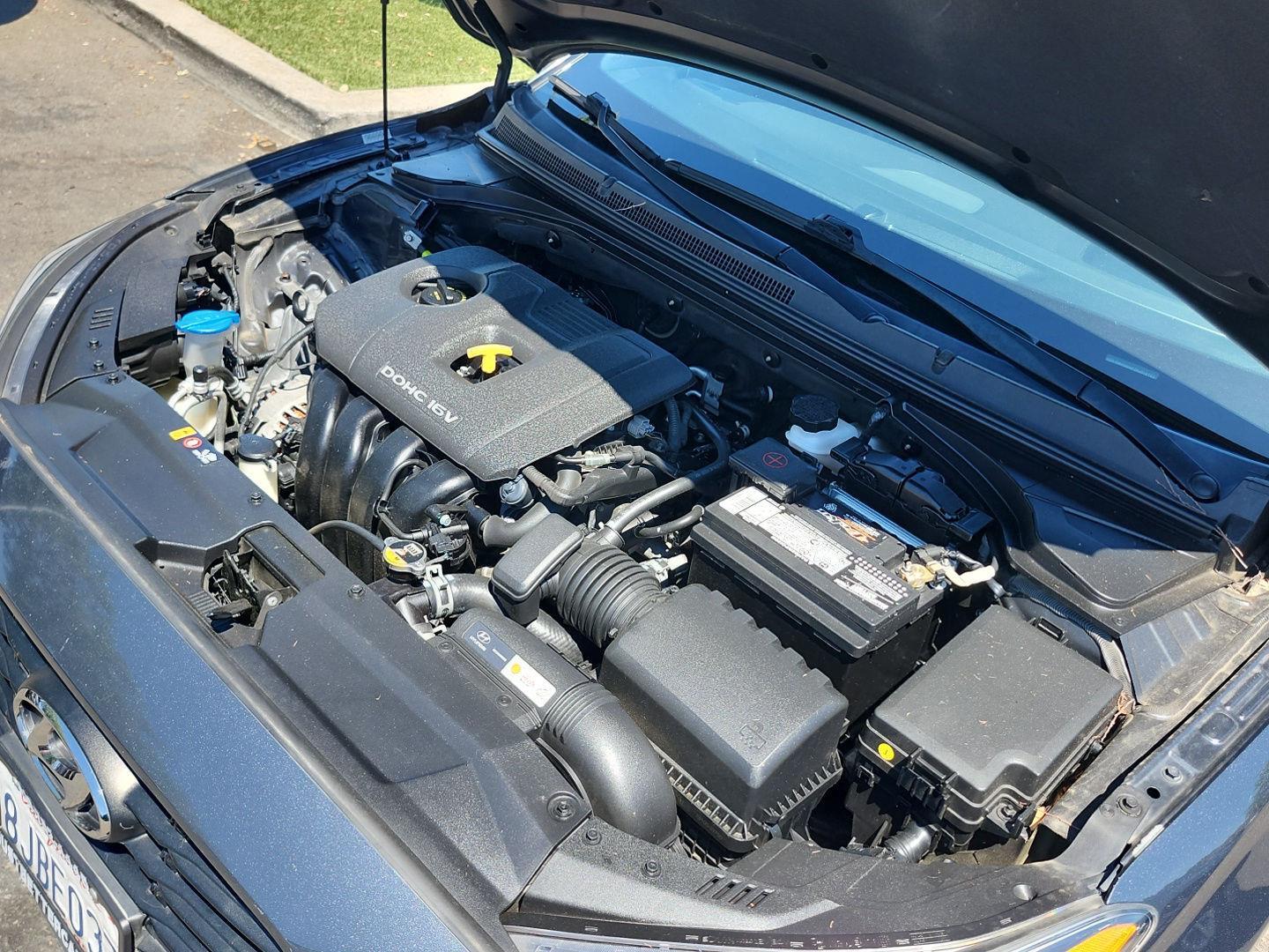 2019 Hyundai Veloster Base - Photo 20