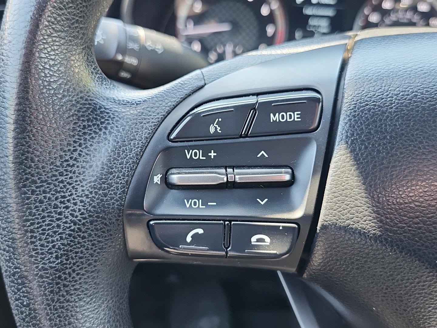 2019 Hyundai Veloster Base - Photo 41