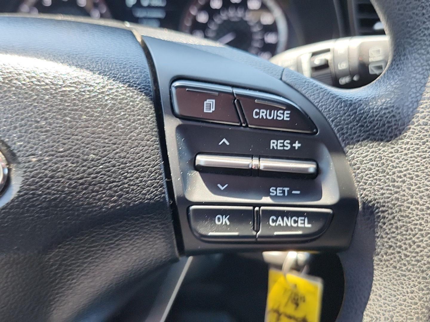 2019 Hyundai Veloster Base - Photo 42