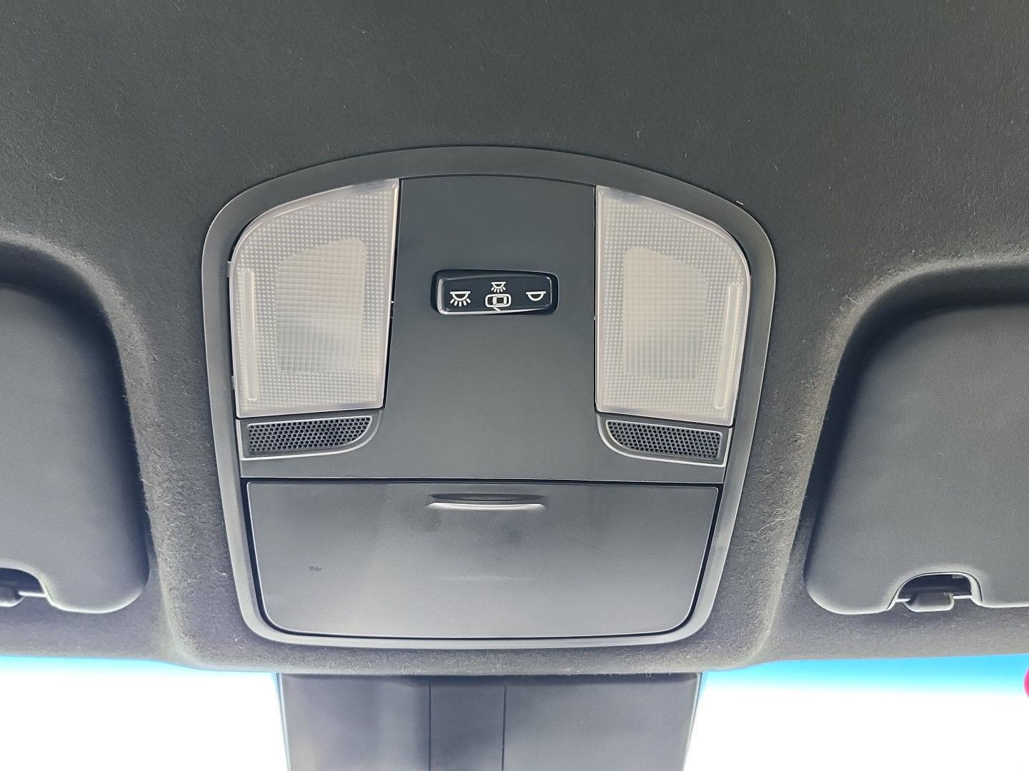 2019 Hyundai Veloster Base - Photo 47