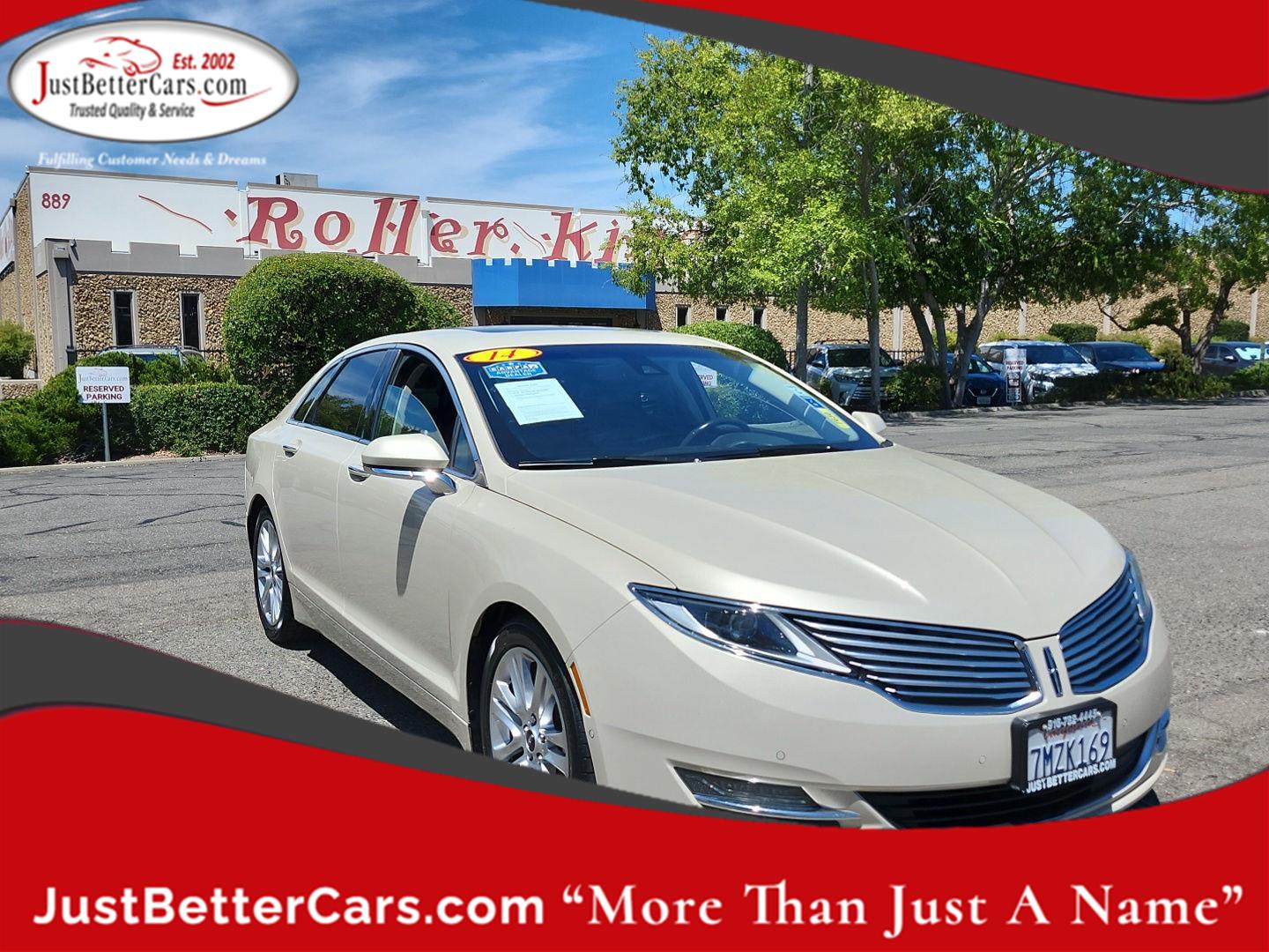 Gray (Platinum Dune Metallic Tri-Coat) 2014 Lincoln MKZ Sedan Front-Wheel Drive 6-Speed Automatic