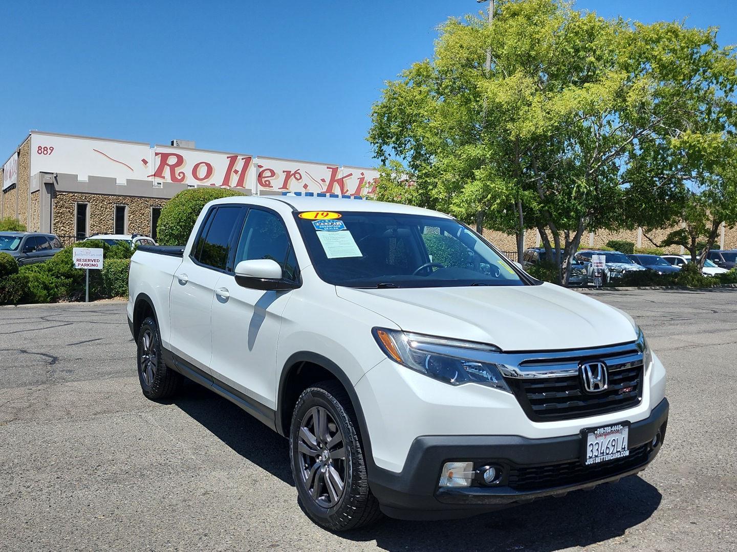 Platinum White Pearl 2019 Honda Ridgeline Pickup Truck All-Wheel Drive Automatic