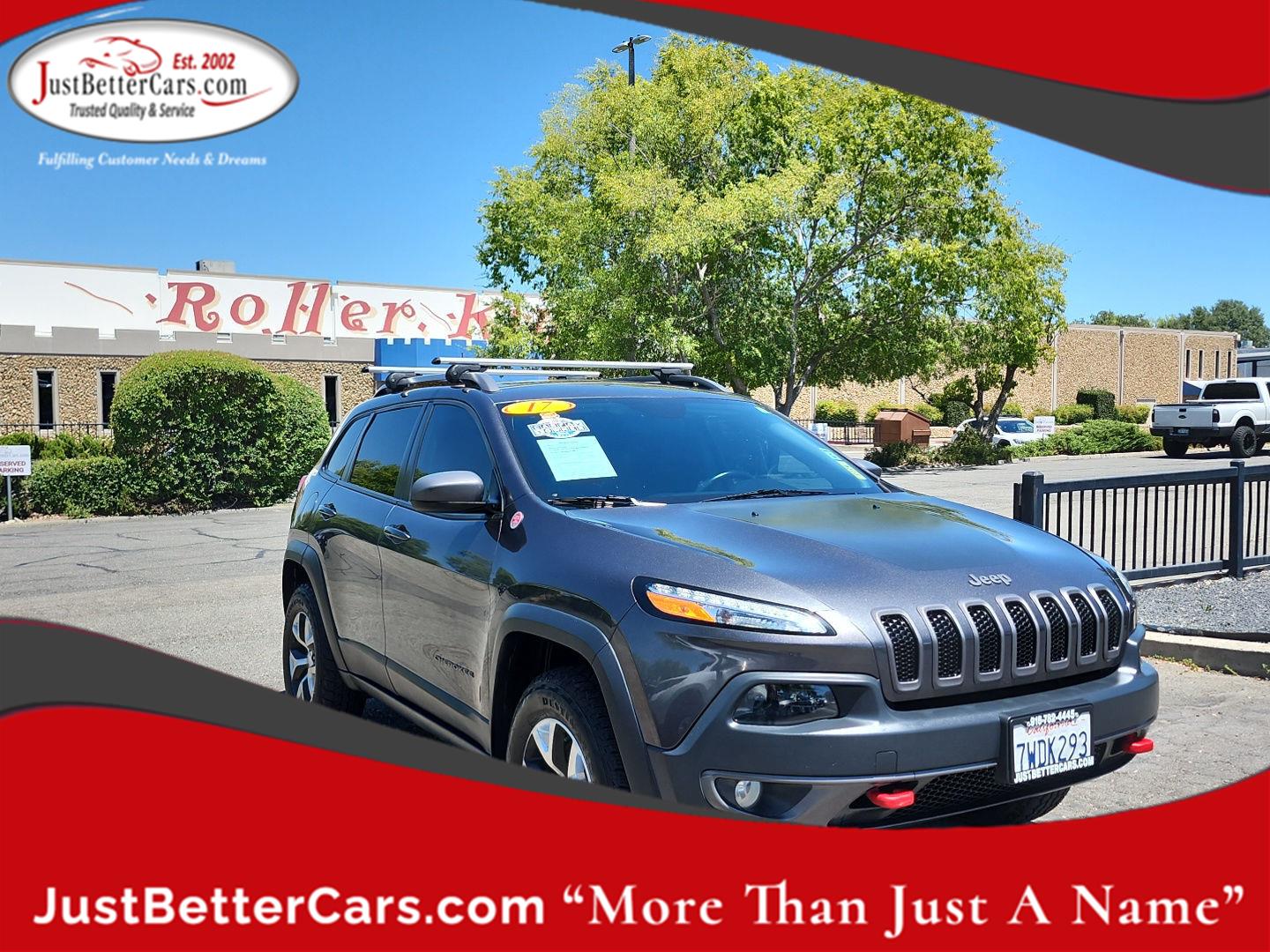 Gray (Granite Crystal Metallic Clearcoat) 2017 Jeep Cherokee SUV / Crossover Four-Wheel Drive 9-Speed Automatic