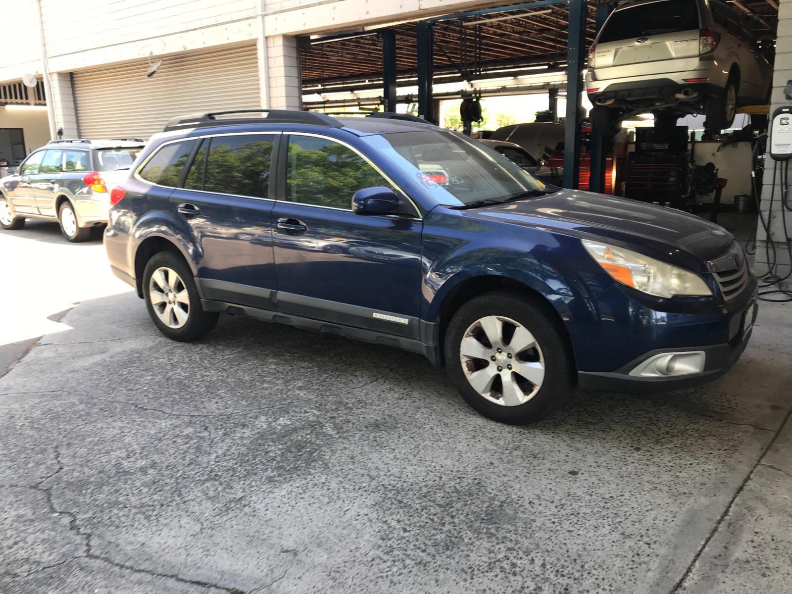 2010 Subaru Outback Premium