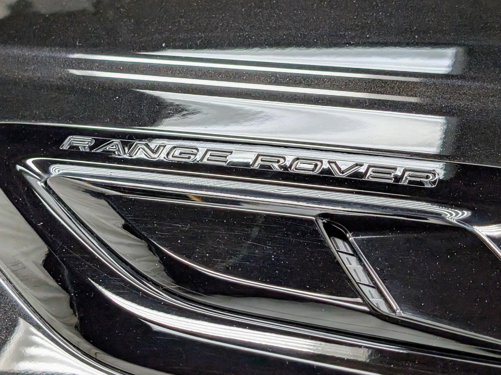 2020 Land Rover Range Rover P525 HSE photo 13