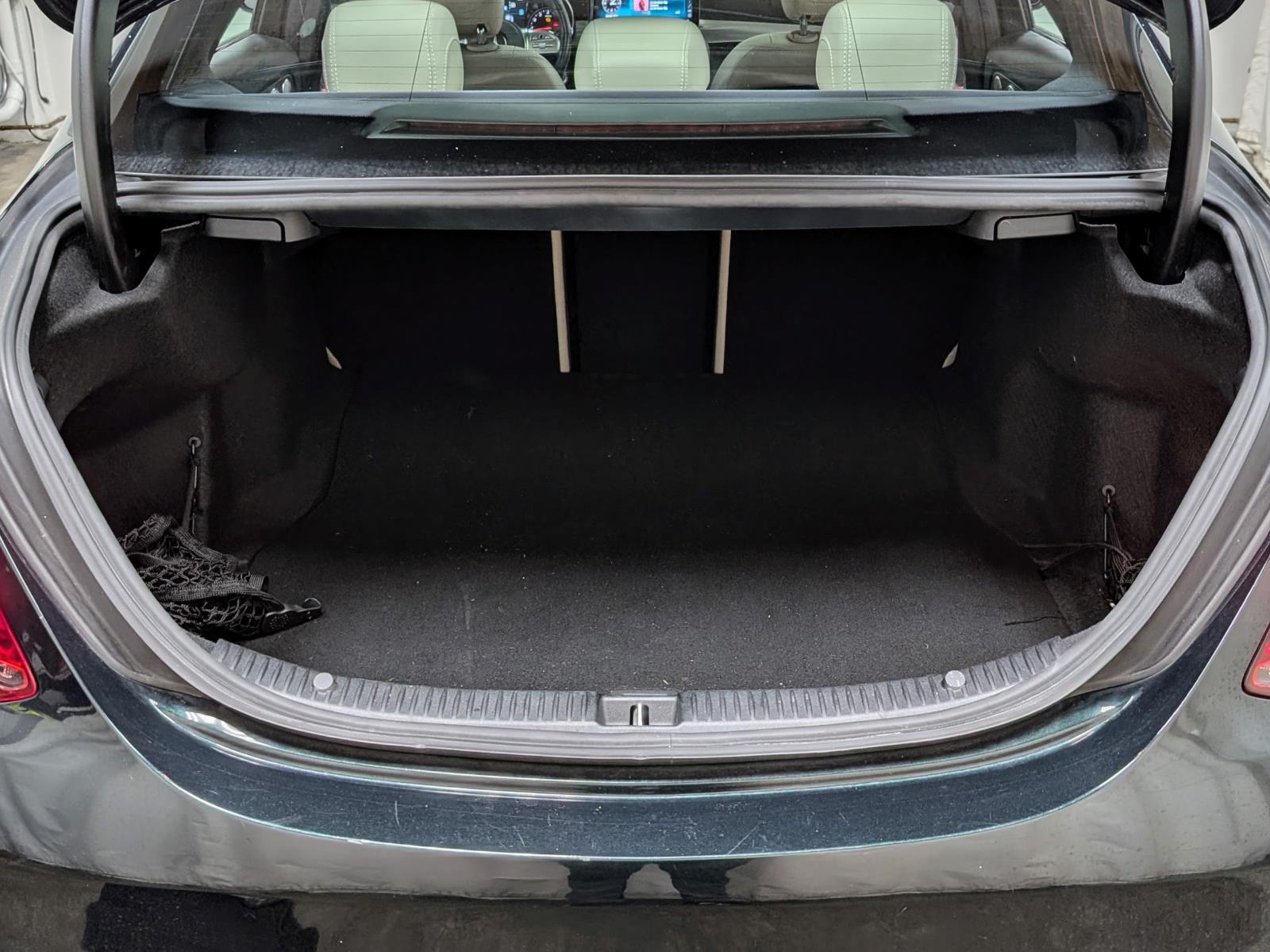 2019 Mercedes Benz C 300 photo 20