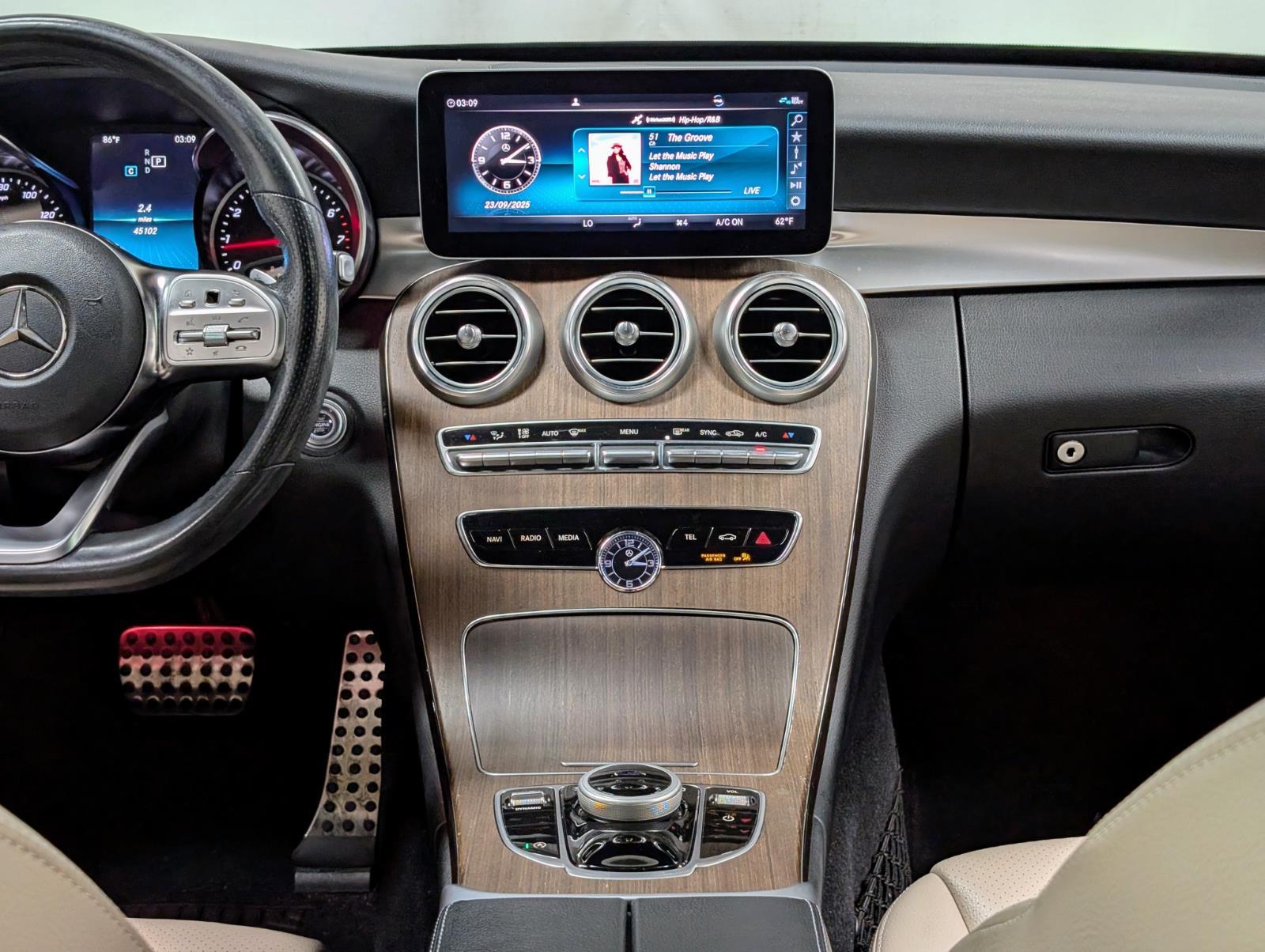 2019 Mercedes Benz C 300 photo 26
